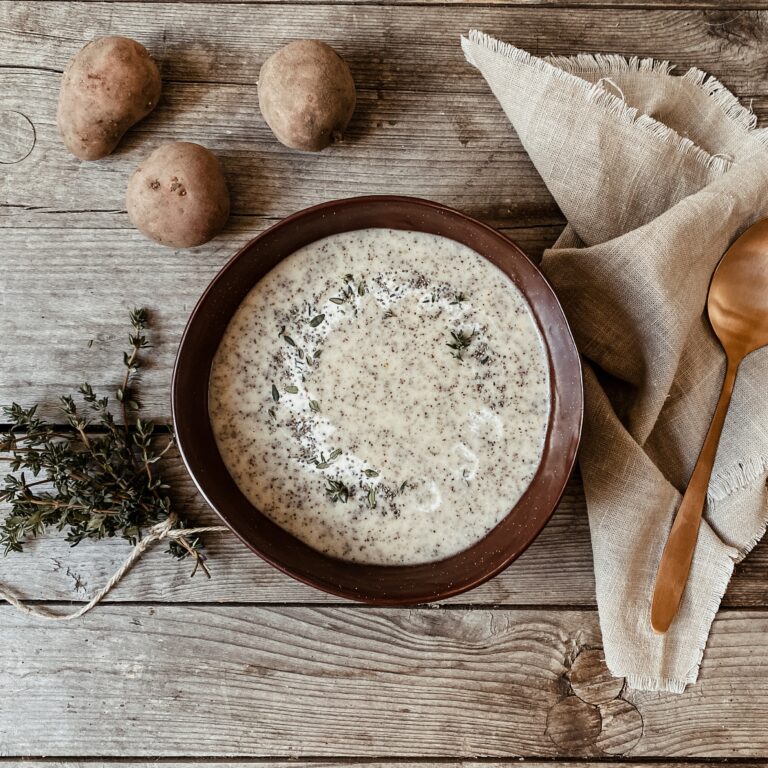Erdäpfel-Mohn-Suppe